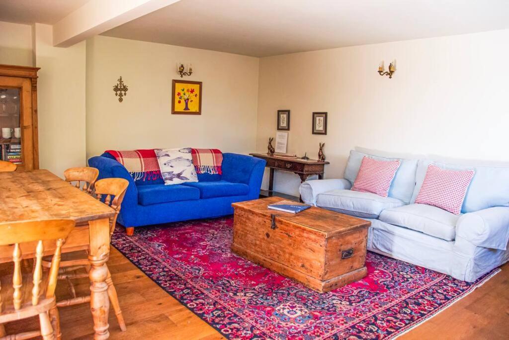 The Snug, Beautiful Country Retreat * Priston