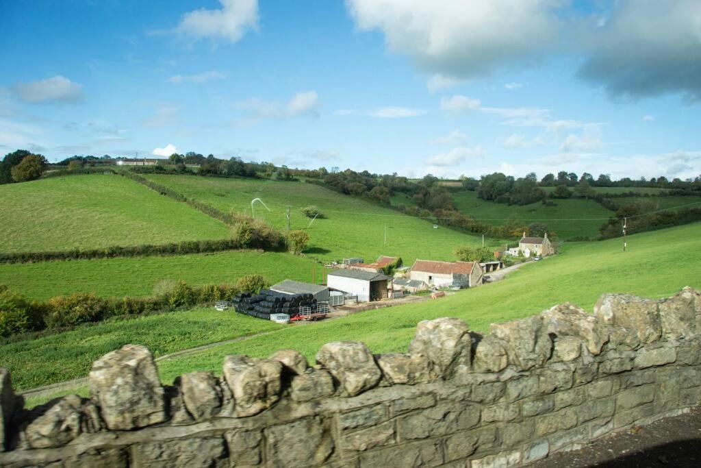 The Snug, Beautiful Country Retreat * Priston